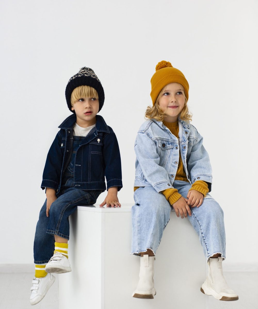 full-shot-kids-posing-together